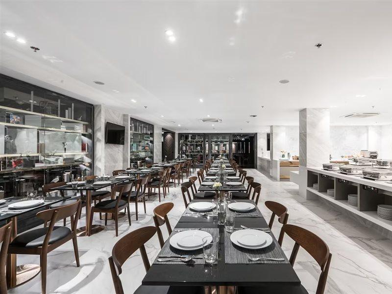 Khách sạn Jal 4*