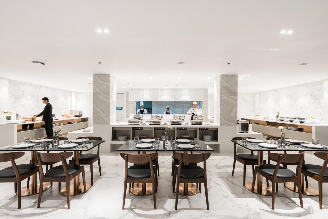 Khách sạn Jal Bangkok
